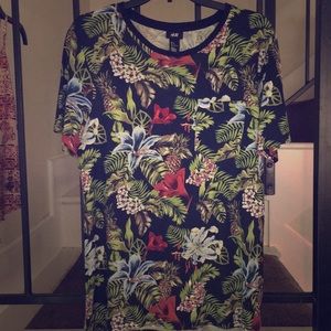 Mens H&M T-shirt Medium